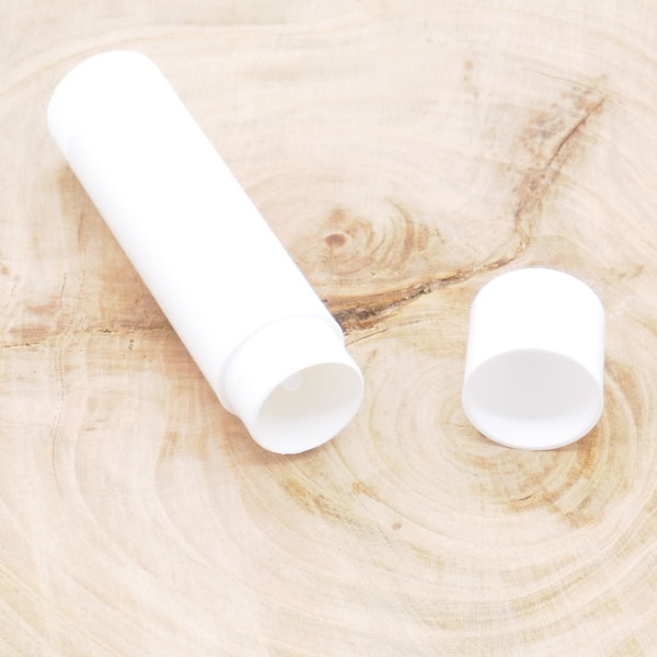 Lippenpflegestift weiss